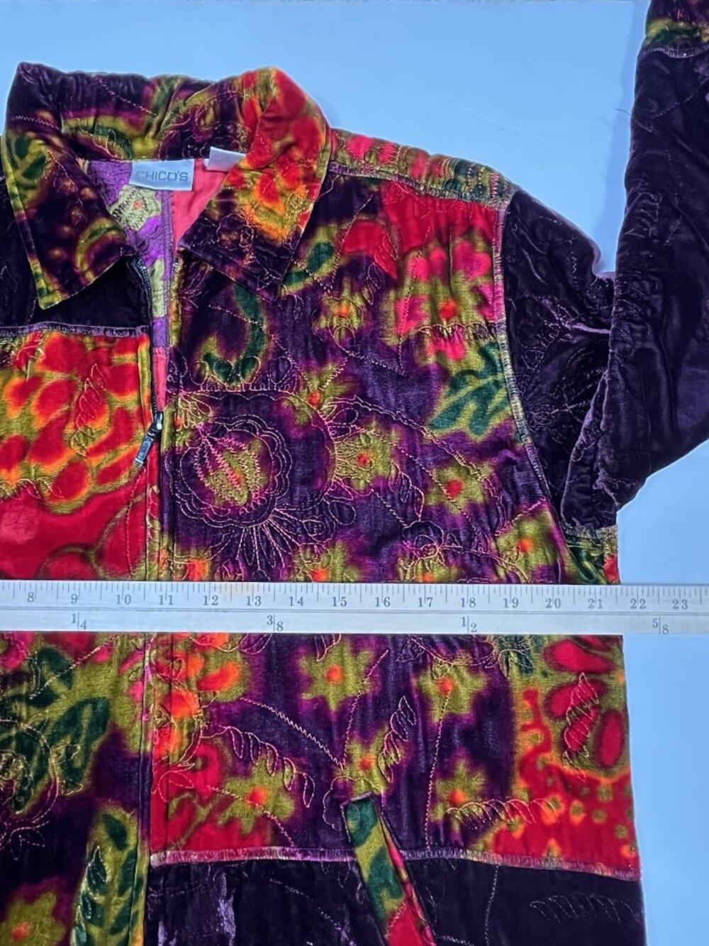 Chicos Top Women Size 2 Red Burgundy Silk Velvet Shirt Jacket Full Zip Art 90s - Picture 8 of 9